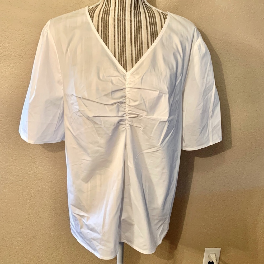 NEW Liz Claiborne Top XXL White Short Sleeves Ruching V-Neck Cotton Nylon Spandx